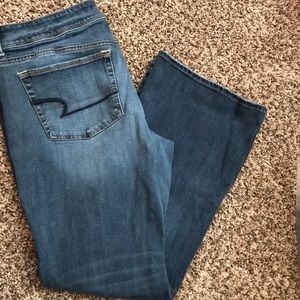 American Eagle Jeans. Classic wash size 14 short